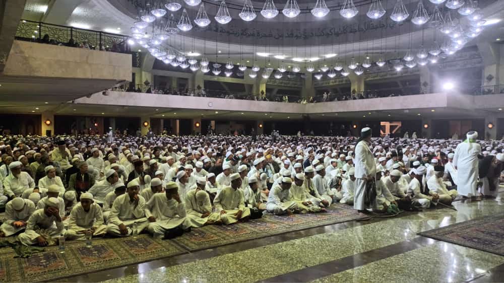 Reuni Berlangsung Tertib Hingga Bubaran Salat Jumat Arus Lalu