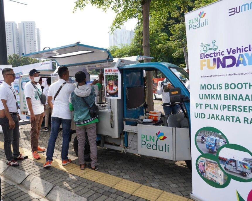 Gerobak Motor Listrik Umkm Binaan Pln Ramaikan Ev Funday Ipol Id