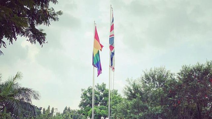 Kedubes Inggris untuk RI memposting dukungan atas LGBT belum lama ini. Foto: dok. Instagram @ukinindonesia