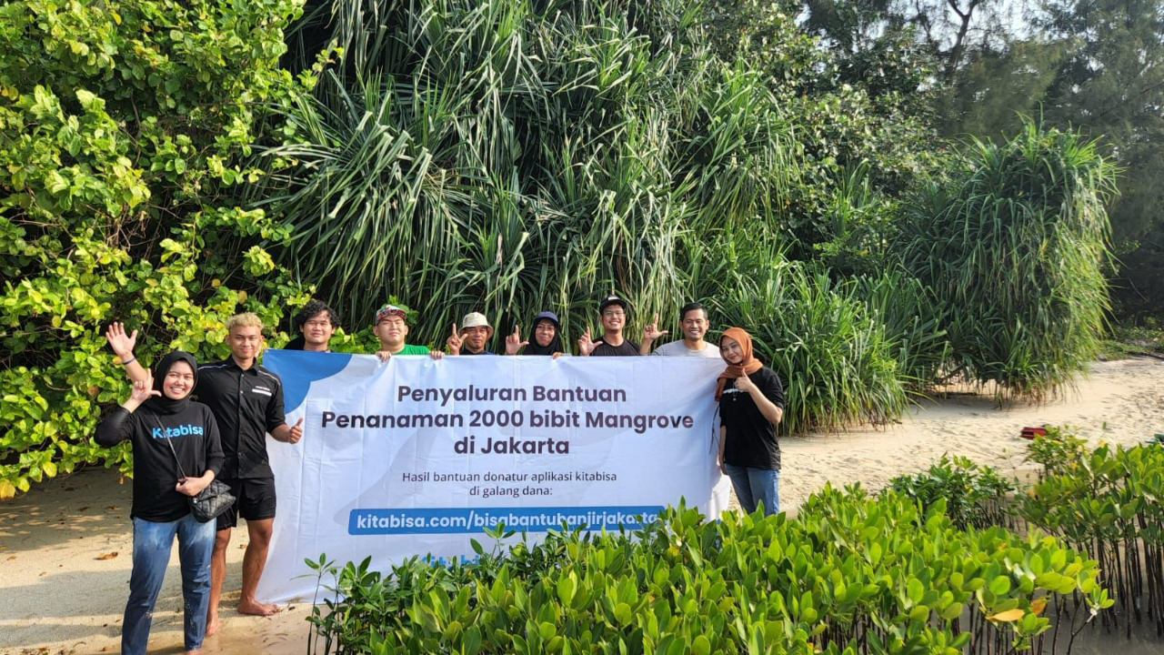 Komunitas Mangrove Jakarta gandeng Kitabisa tanam 2.000 bohon Bakau di Pulau Tidung, Kepulauan Seribu (ist/dok. Mangrovejkt.id)