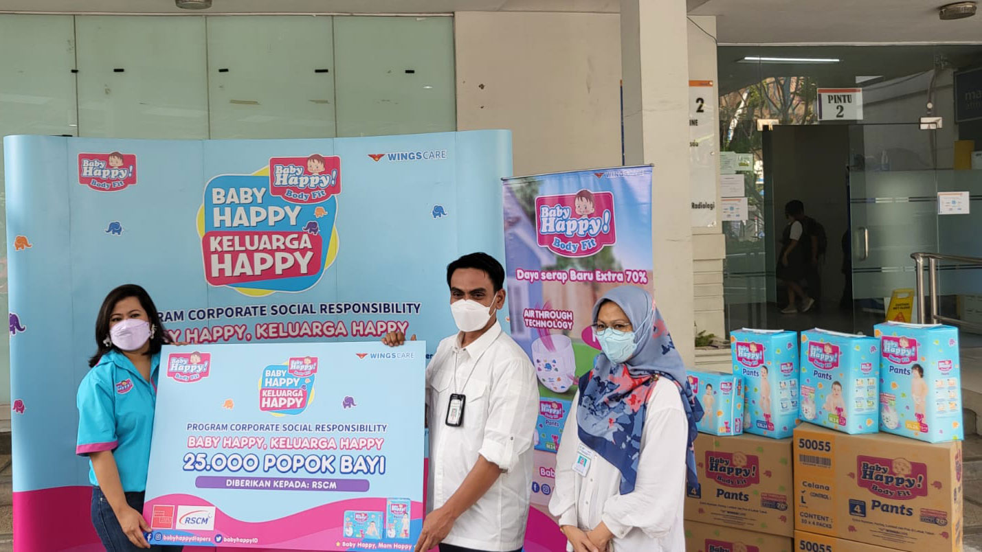 Wings Care serahkan 25.000 Produk bantuan Baby Happy untuk anak-anak yang membutuhkan disalurkan melalui RSCM. (ist.)