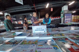 0ce194b5 f958 474f a769 2713454183c1