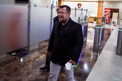 antarafoto mantan presiden act diperiksa bareskrim 110722 riv 5