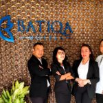 Jajaran manajemen baru Batiqa Hotel Darmo-Surabaya, dari kiri ke kanan: Teddy Krisdiyanto, Siti Humairoh, Reni Dwi Novaria, Julius Peter Sumolang. (ist.)