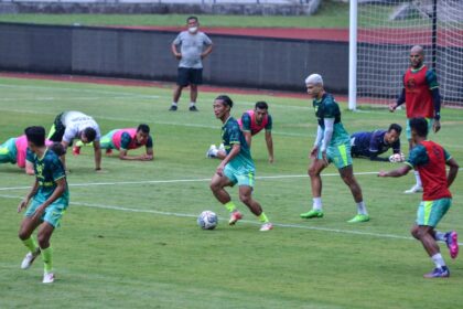 Pemain Persib Butuh Mental Bagus Guna Kalahkan Persis 1671328687