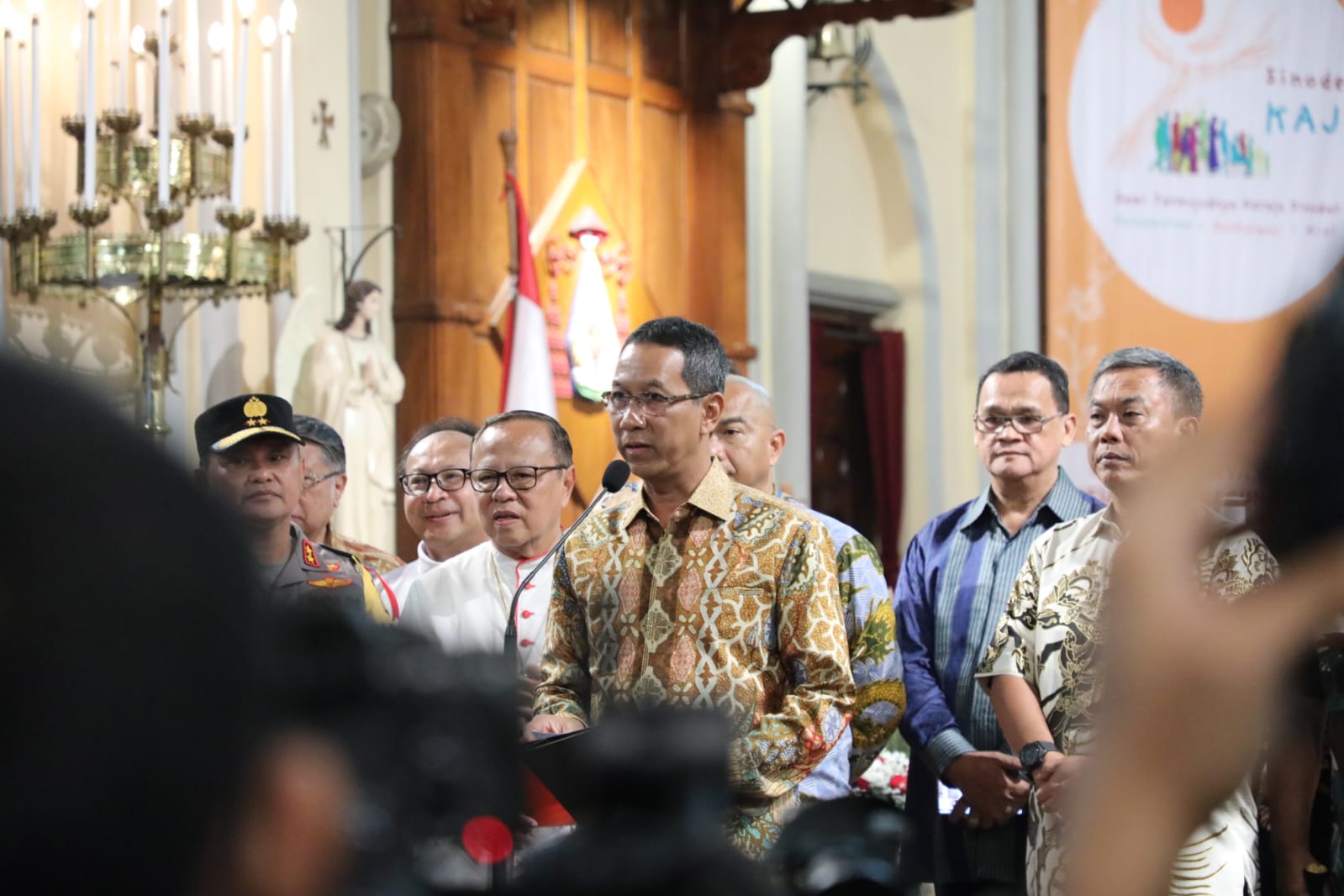 Kunjungi Gereja-Gereja, PJ Gubernur DKI Sampaikan Pesan Damai – Ipol.id