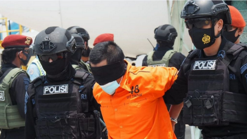 Ilustrasi penangkapan teroris oleh Densus 88 Antiteror Mabes Polri. Foto: Polri