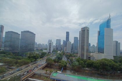 BMKG sebut akan ada hujan di wilayah Jabodetabek hari ini. Foto: Joesvicar Iqbal/ipol.id