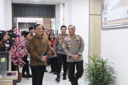 kompolnas malam