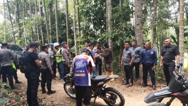 Helikopter Rombongan Kapolda Jambi Mendarat Darurat Di Bukit Tamia ...