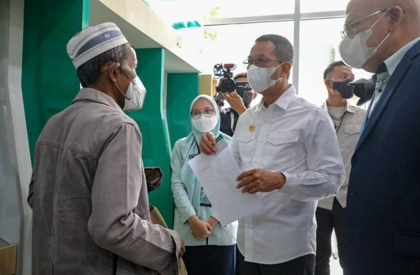Pj Gubernur DKI Jakarta, Heru Budi Hartono diminta data ulang warga miskin di Jakarta. Foto: IG Heru Budi Hartono