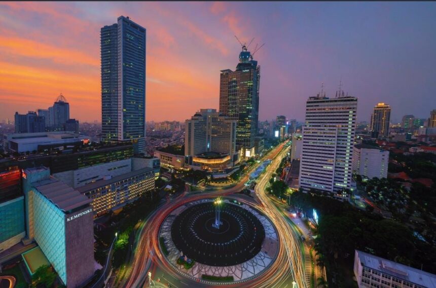 Pj Gubernur DKI Jakarta, Heru Budi Hartono sebut opsi sewa untuk gedung kantor pemerintah yang tidak lagi digunakan usai IKN pindah ke Kalimantan Timur. Foto: twitter