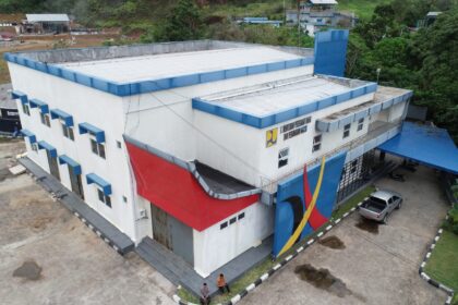 Kementerian Pekerjaan Umum dan Perumahan Rakyat (PUPR) telah membantu membangun fasilitas Sistem Pengembangan Air Minum (SPAM) Ibu Kota Kecamatan (IKK) Palukahan yang terletak di Kecamatan Koto Tangah. Humas PUPR