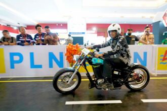 Perhelatan Indonesia Internasional Motor Show (IIMS) 2023 yang berlangsung di JIEXPO Kemayoran Jakarta pada 16-26 Februari menjadi ajang bagi PLN untuk mengkampanyekan kendaraan listrik kepada masyarakat. Foto: PT PLN (Persero)