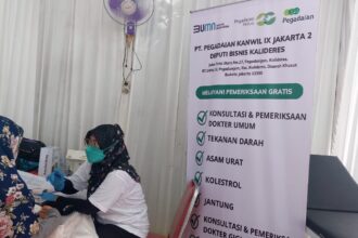 PT Pegadaian Kanwil IX Jakarta menggelar pemeriksaan kesehatan dan pengobatan gratis. Kegiatan tersebut sebagai bagian dari pelaksanaan program Tanggung Jawab Sosial dan Lingkungan (TJSL) Pegadaian Kanwil IX Jakarta.