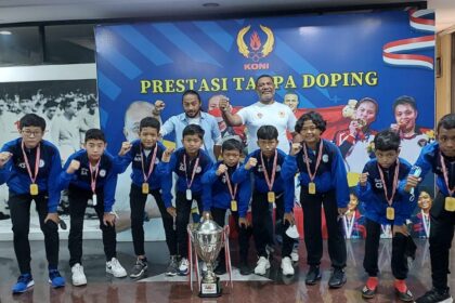 Judul. Asik, Juara Piala Bergilir Ketua Umum KONI Pusat Kemarin Dapat Jersey Mills Timnas Terbaru.