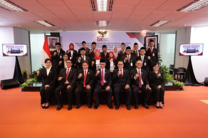Lampiran Siaran Pers 13 Pelantikan Depkom Kadep OJK 1