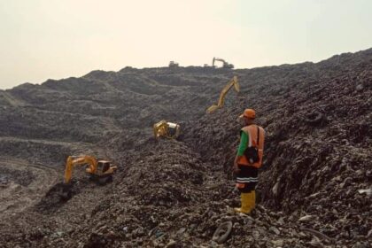 Suasana TPST Bantargebang