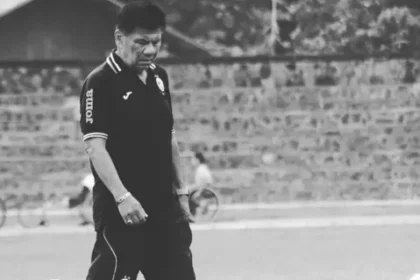 profil benny dollo pelatih galak yang punya sederet prestasi mengilau ylc