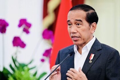 Indonesia terpilih sebagai tuan rumah penyelenggaraan Piala Dunia U-20 tahun 2023. Presiden Joko Widodo menegaskan bahwa keikutsertaan tim nasional (timnas) Israel dalam ajang olahraga tersebut tidak ada kaitannya dengan konsistensi posisi politik luar negeri Indonesia terhadap Palestina.(Foto: Biro Pers Sekretariat Presiden)