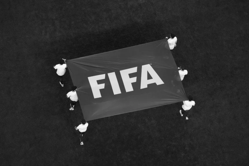 FIFA dinilai standar ganda dan diskriminatif dengan membedakan perlakuan terhadap Rusia dan Israel.