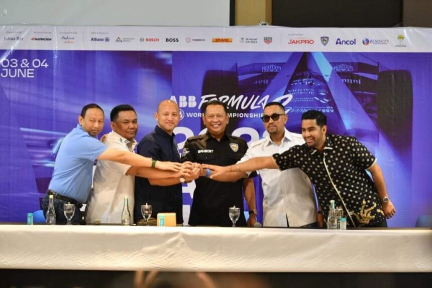 Formula E Jakarta dipastikan akan digelar pada 3-4 Juni 2023. Foto: FB Bamsoet