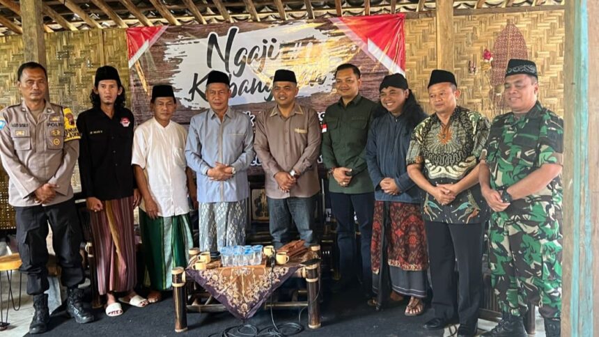 Forum Penggerak Kebangsaan Magelang Raya menggelar Giat Ngaji Kebangsaan yang berlangsung di Panggung Nusantara Kampung Dolanan Borobudur Dusun Sodongan Desa Bumiharjo Kec. Borobudur Kab. Magelang, Sabtu (04/032023).