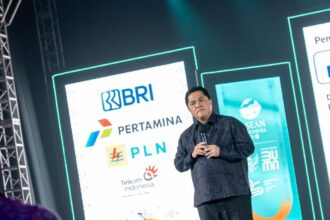 Memasuki tahun Ke-3 penyelenggaraannya, Kementerian BUMN kembali menggelar BUMN Corporate Communications and Sustainability Summit (BCOMSS) Awarding Night 2023 di Tennis Indoor Stadium Senayan, Jakarta. Pada Kamis (9/3).