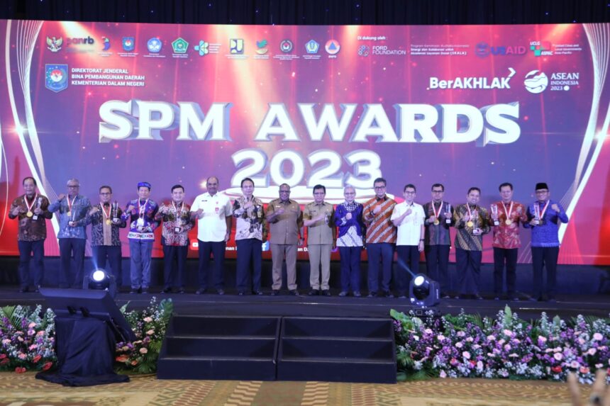 SPM Awards 2023 yang digelar di Hotel Bidakara, Jakarta Selatan, Selasa (22/3). Foto: Puspen Kemendagri.