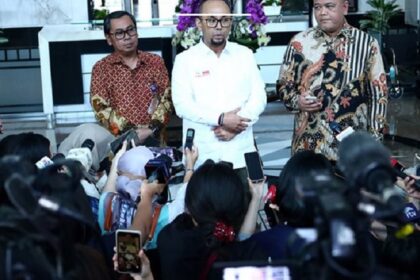 Kepala Pusat Pelaporan dan Analisis Transaksi Keuangan (PPATK) Ivan Yustiavandana menjelaskan Kementerian Keuangan merupakan salah satu penyidik tindak pidana asal, sesuai Undang-Undang Nomor 8 Tahun 2010 tentang Pencegahan dan Pemberantasan Tindak Pidana Pencucian Uang.
