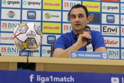 Pelatih PSIS Gilbert Agius. Foto LIB