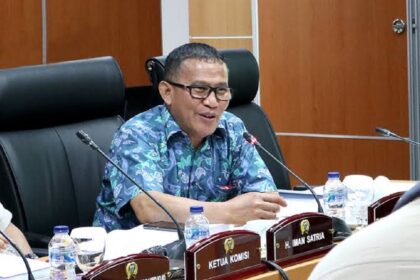 Anggota DPRD DKI Jakarta Fraksi PDIP, Johnny Simanjuntak menilai Pertamina tak punya keinginan menuntaskan permasalahan di Tanah Merah. Foto: DPRD DKI Jakarta