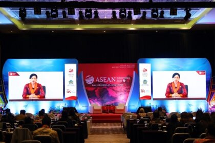 OJK akan terus mendukung dan membangun ekosistem yang sehat untuk inovasi keuangan digital. Kita akan terus menyederhanakan dan menyediakan alternatif pembiayaan untuk UMKM, dengan digitalisasi dalam berbagai aktivitas keuangan.