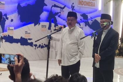 Politikus senior Partai Golkar Jusuf Kalla atau JK di NasDem Tower, Jakarta Pusat, Sabtu (25/3).JPNN