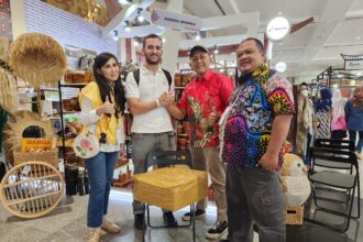 The Jakarta International Handicraft Trade Fair (Inacraft) 2023, UMKM binaan Pertamina membuktikan keunggulannya dengan sukses meraih transaksi hingga lebih Rp2,4 miliar. Foto: PT Pertamina