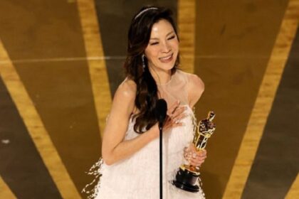 Michelle Yeoh mendapatkan Piala Oscar 2023 untuk kategori Aktris Terbaik. Dia aktris pertama ASEAN yang bisa mengagapainya. Fto: Twitter @theacademy