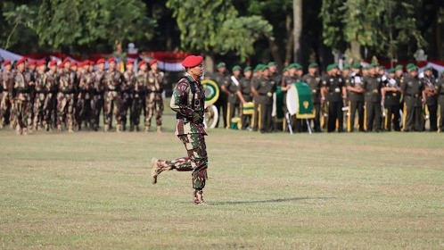 Hari Ulang Tahun (HUT) Komando Pasukan Khusus (Kopassus) ke-71 menyelenggarakan upacara sederhana di Lapangan Markas Kopassus Cijantung, Jakarta Timur.