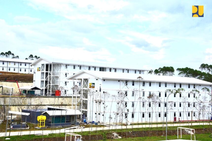 Kementerian Pekerjaan Umum dan Perumahan Rakyat (PUPR) melalui Direktorat Jenderal Perumahan telah menyelesaikan 22 tower Hunian Pekerja Konstruksi (HPK) di Ibu Kota Negara (IKN) Nusantara. HPK berupa rumah susun tersebut