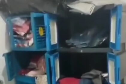 Sebuah rumah kontrakan di kawasan Depok, Jawa Barat, dibobol pelaku pencurian. Foto: Tangkapan layar video infodepok_id.