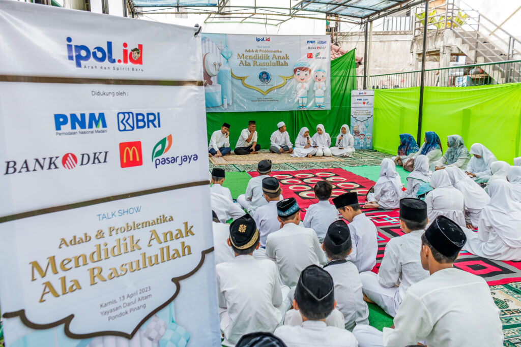 IPOL.ID kembali mengadakan bakti sosial Ramadan pada Kamis (13/4) petang di Yayasan Darul Aitam, Pondok Pinang, Jakarta Selatan. (Alidrian Fahwi/ipol.id)