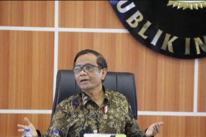 Menteri Pendayagunaan Aparatur Negara dan Reformasi Birokrasi (PANRB) ad interim Mahfud MD. Foto: Facebook/Polhukam RI