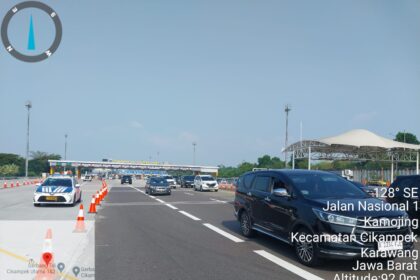 Korlantas dan Jasa Marga terus memantau arus lalu lintas arah Semarang ke Jakarta. Foto: JM