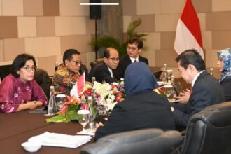 Menteri Keuangan (Menkeu) Sri Mulyani Indrawati bertemu secara bilateral dengan Dato Amin Liew Abdullah, Menteri Ekonomi dan Keuangan Brunei Darussalam, di Nusa Dua, Bali, akhir pekan kemarin.