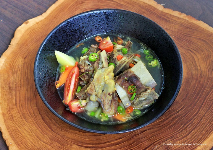 Sop Janda Judes, makanan yang memiliki nama unik ini merupakan akronim dari ‘Jawa Sunda’.