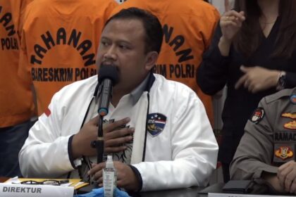 Adi Vivid Agustiadi Bachtiar
