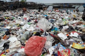 Ilustrasi sampah pulau seribu (foto:internet)
