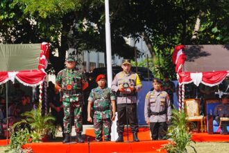 Kapolri Jenderal Listyo Sigit Prabowo saat memimpin Apel Gelar Pasukan di Nusa Tenggara Timur (NTT), Sabtu (6/5). Foto: Divisi Humas Polri.