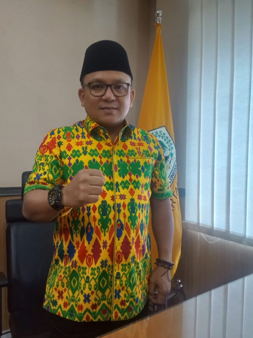 Sekretaris DPD Golkar DKI Jakarta, Basri Baco. Foto: Sofian.