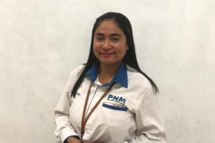 Dyah Ayu Febrianti Wabang adalah salah satu Insan PNM yang merasakan manfaat dari pemberdayaan karyawan melalui beasiswa pendidikan.