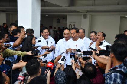 Presiden Ingatkan Menteri agar Urusan Nyaleg Jangan Sampai Ganggu Tugas Harian